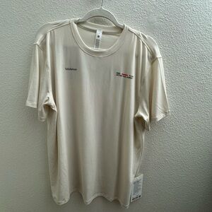 Lululemon Short Sleeve Mindful Movement 1998 Tee Size 10